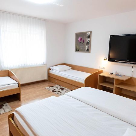 Apartmaji In Sobe Ramar Straza Esterno foto