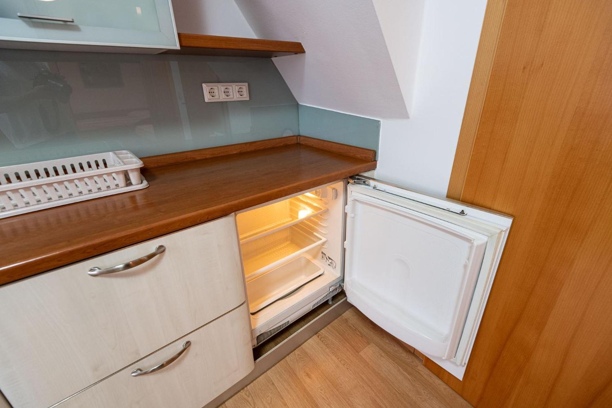 Apartmaji In Sobe Ramar Straza Esterno foto