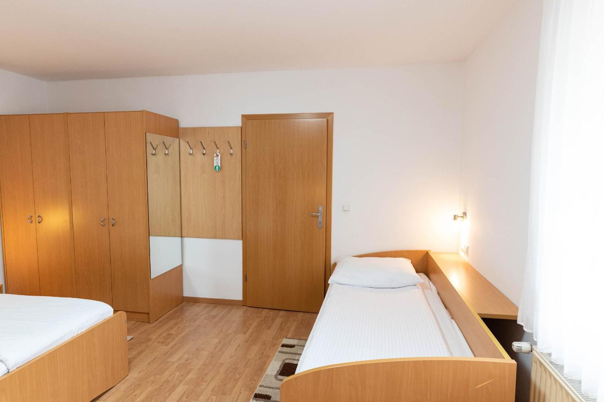 Apartmaji In Sobe Ramar Straza Esterno foto