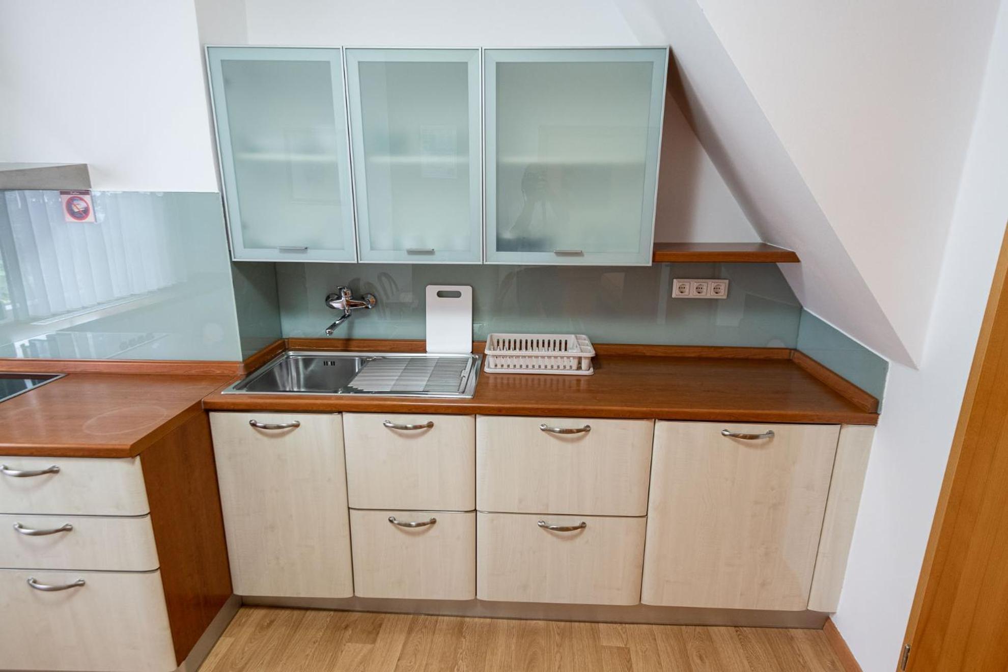 Apartmaji In Sobe Ramar Straza Esterno foto