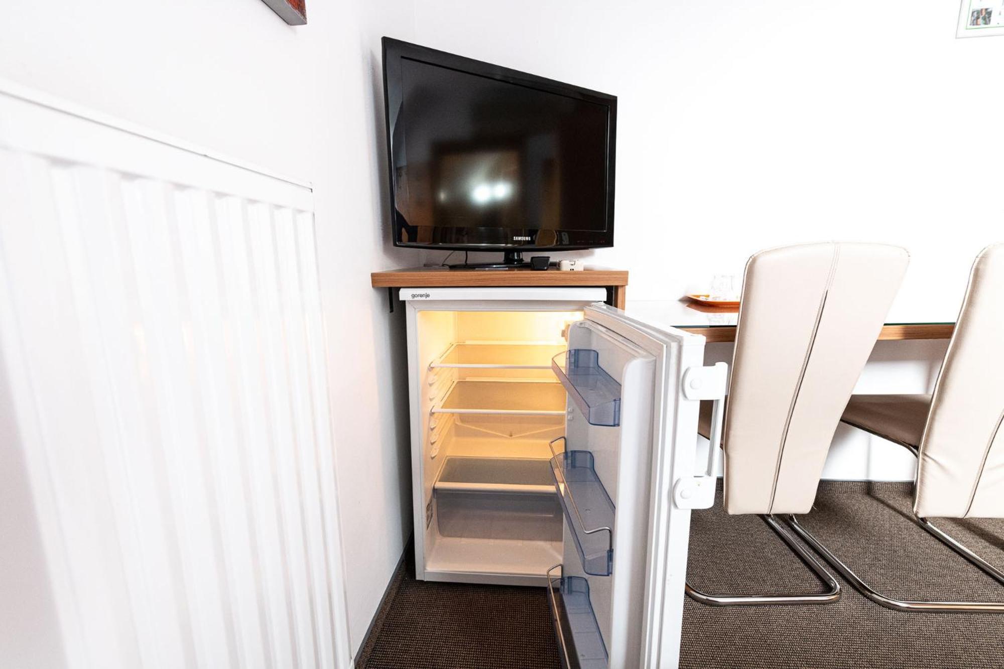 Apartmaji In Sobe Ramar Straza Esterno foto