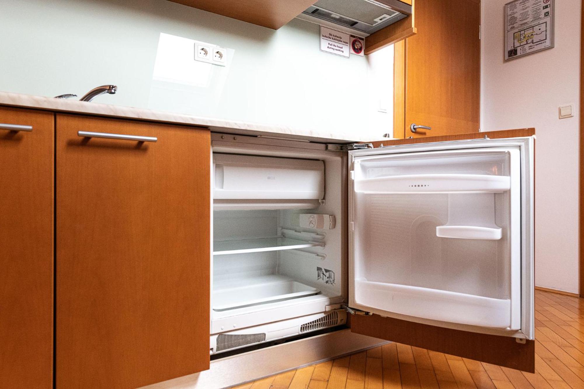 Apartmaji In Sobe Ramar Straza Esterno foto