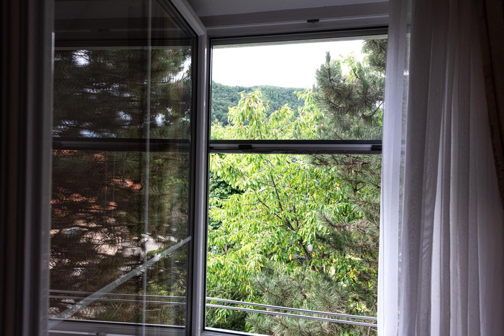 Apartmaji In Sobe Ramar Straza Esterno foto